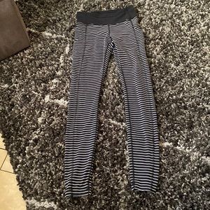 lulu lemon striped leggings size 2